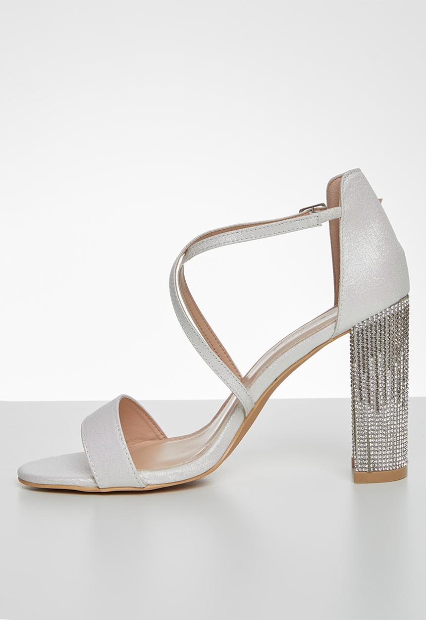 Miss Black - Zama 2 block heel - white
