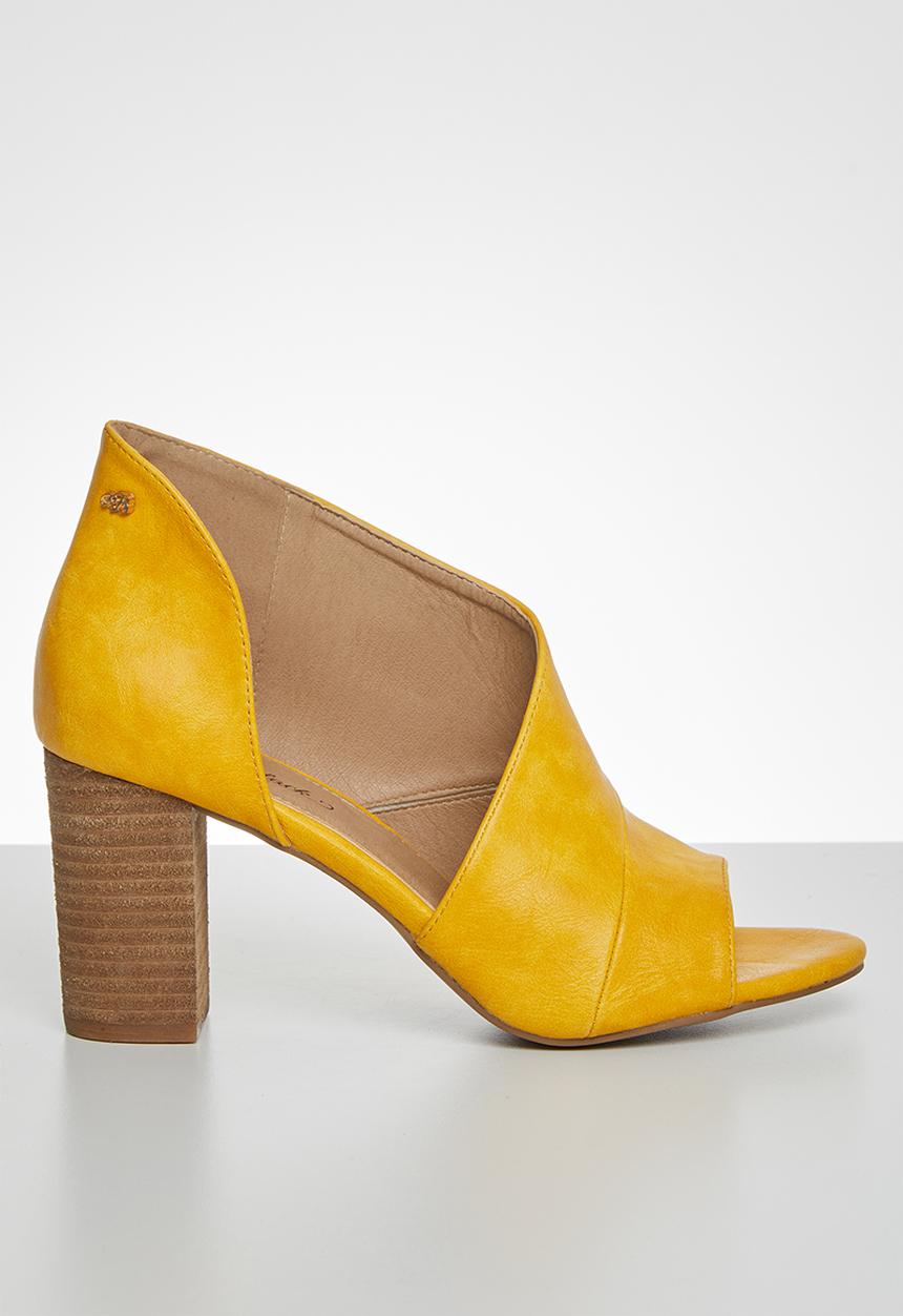 Miss Black - Tinos block heel - yellow