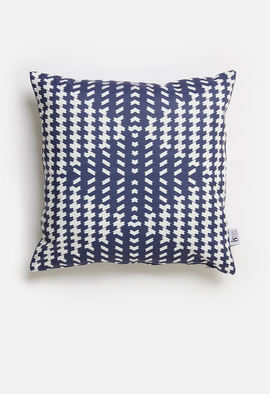 Sixth Floor - Gingham printed cushion cover - navy