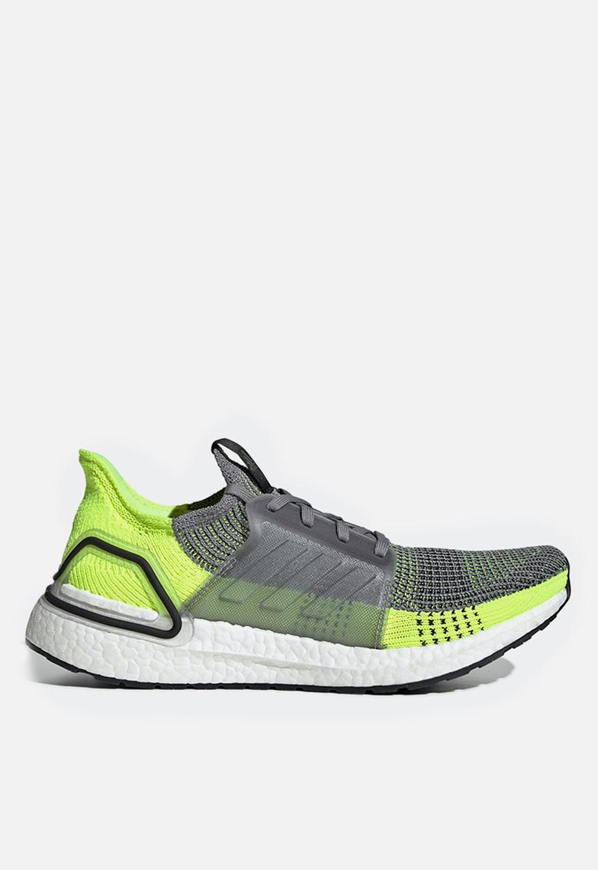 adidas Performance - UltraBOOST 19 - green & core black