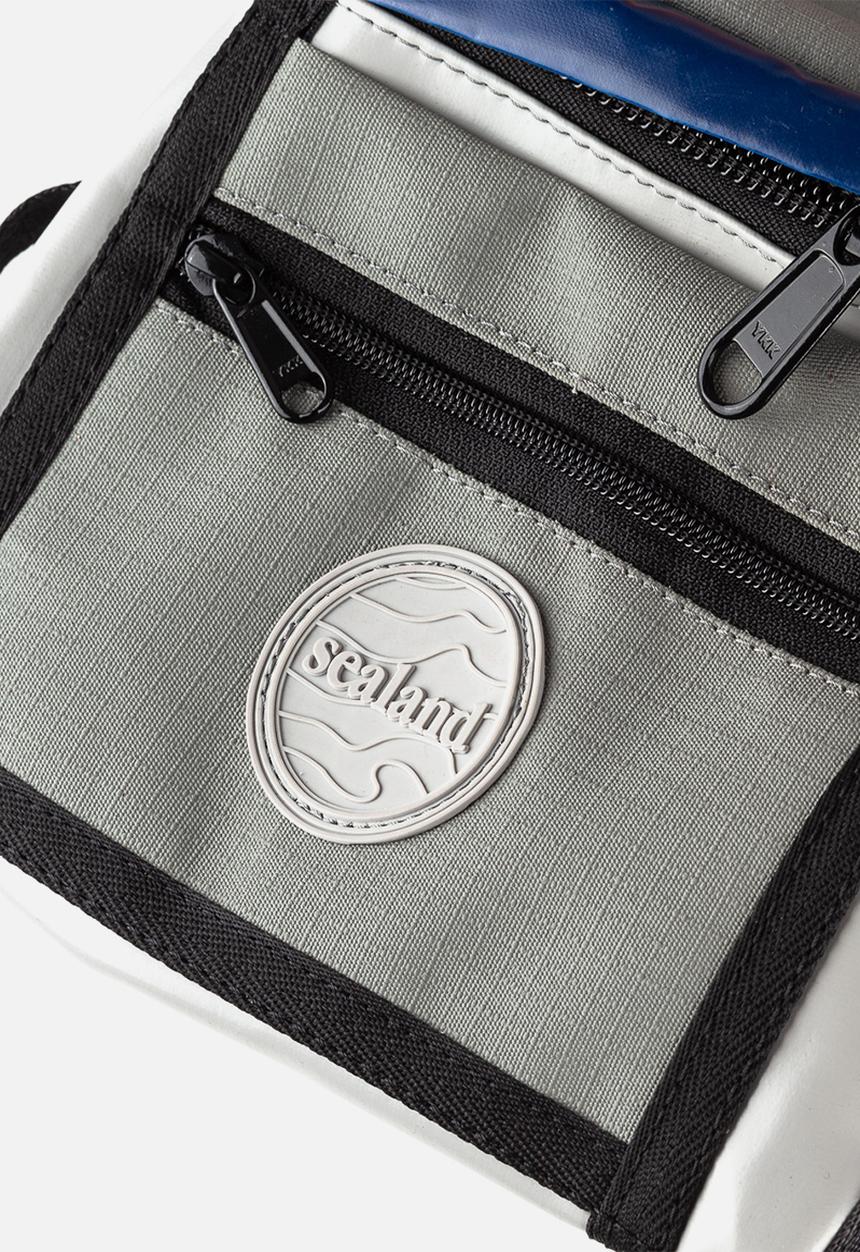 Sealand - Wolf sling crossbody - grey & blue 
