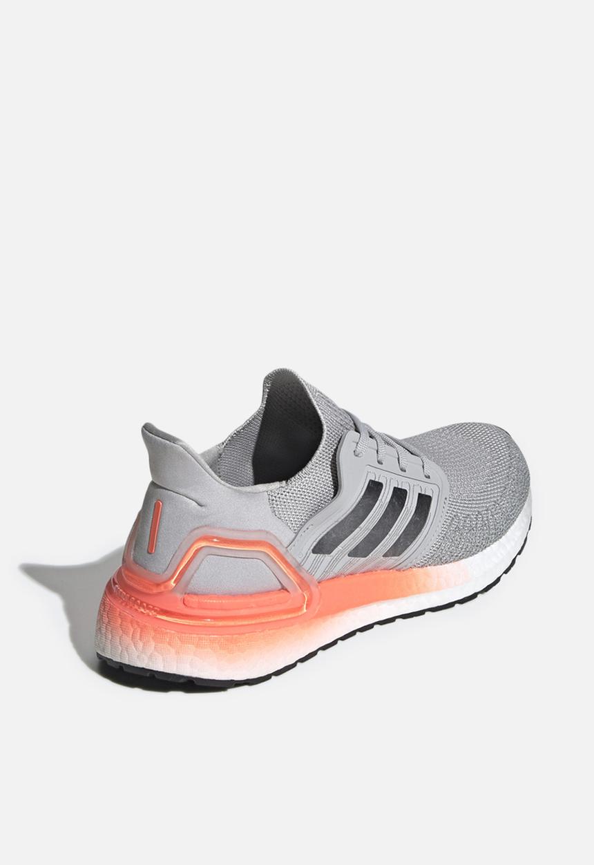 adidas Performance - UltraBOOST 20 w - grey / ngtmet / signal coral