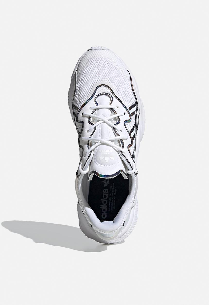 adidas Originals - Ozweego - white / black