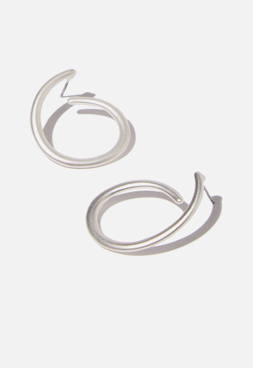 Rubi - Someday classic earring - matte silver