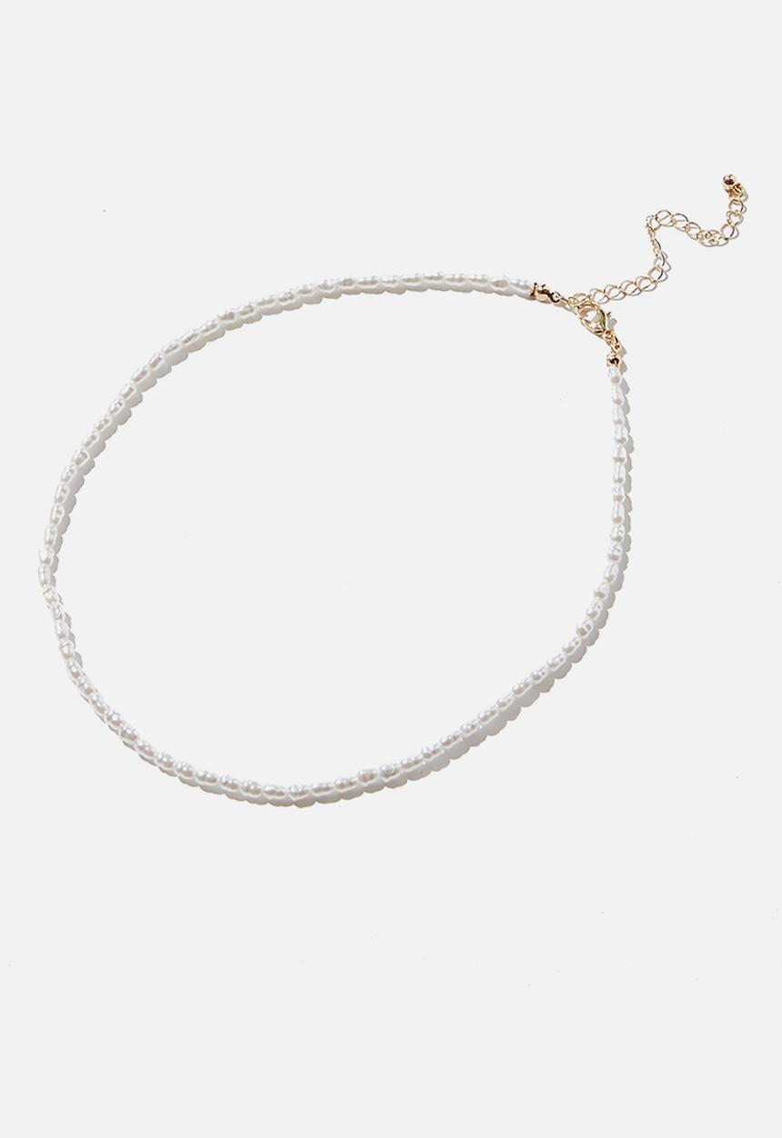 Rubi - Treasures short pendant necklace  - gold pearl