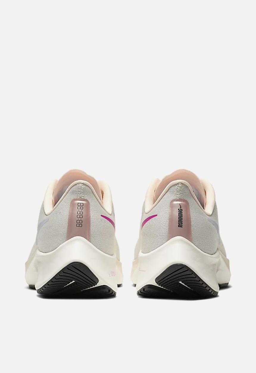 Nike - Air Zoom Pegasus 37 - pale ivory / ghost-barely volt-sail
