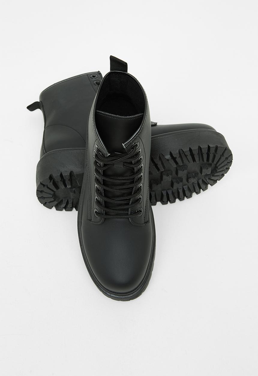 Superbalist - Stassi lace-up boot - black