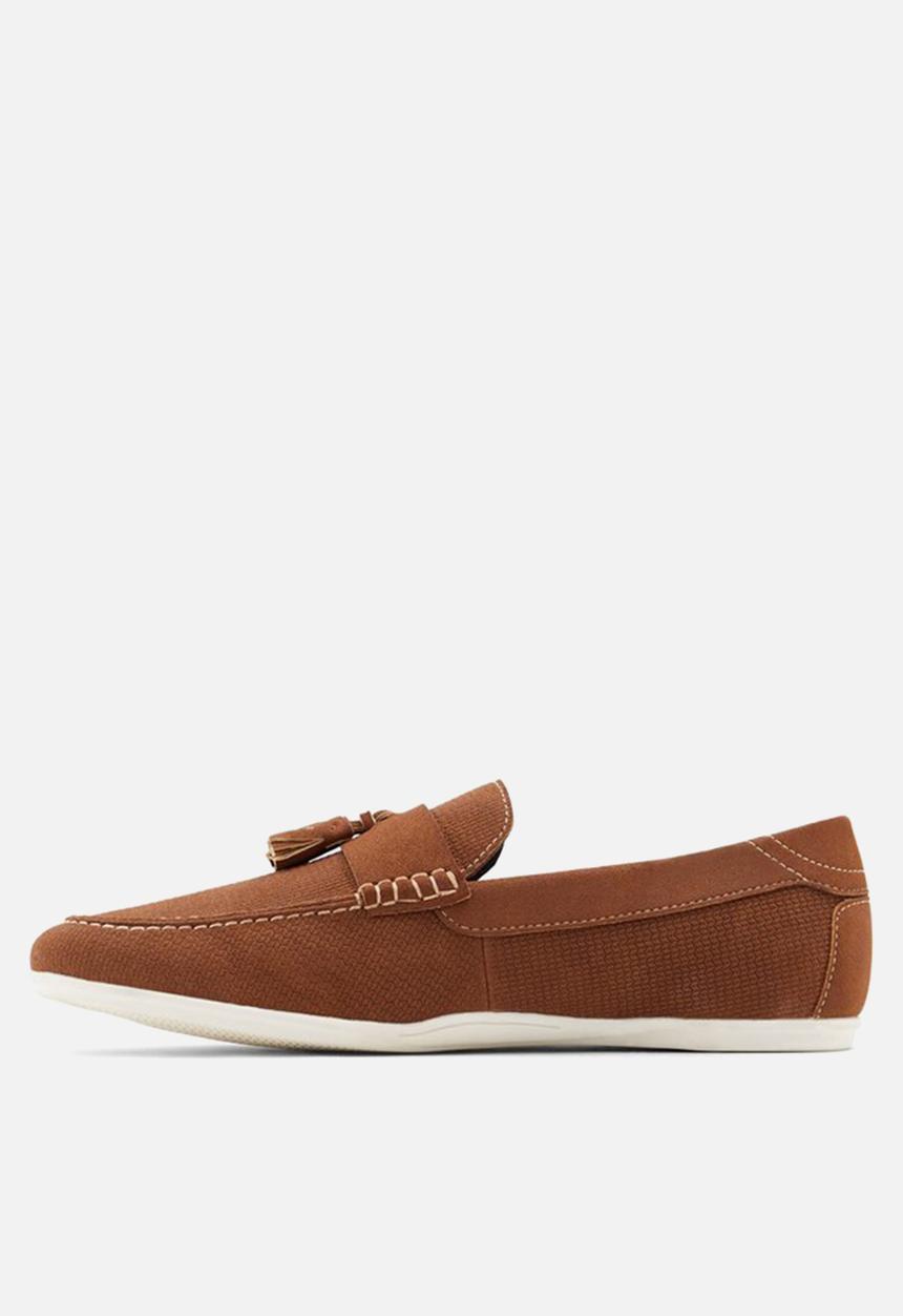 Call It Spring - Drarwen - cognac