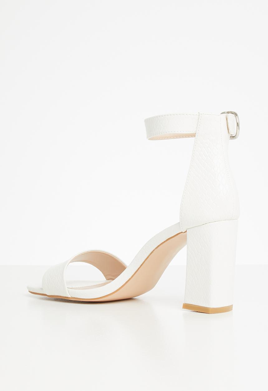 Public Desire - Kara block heel - white