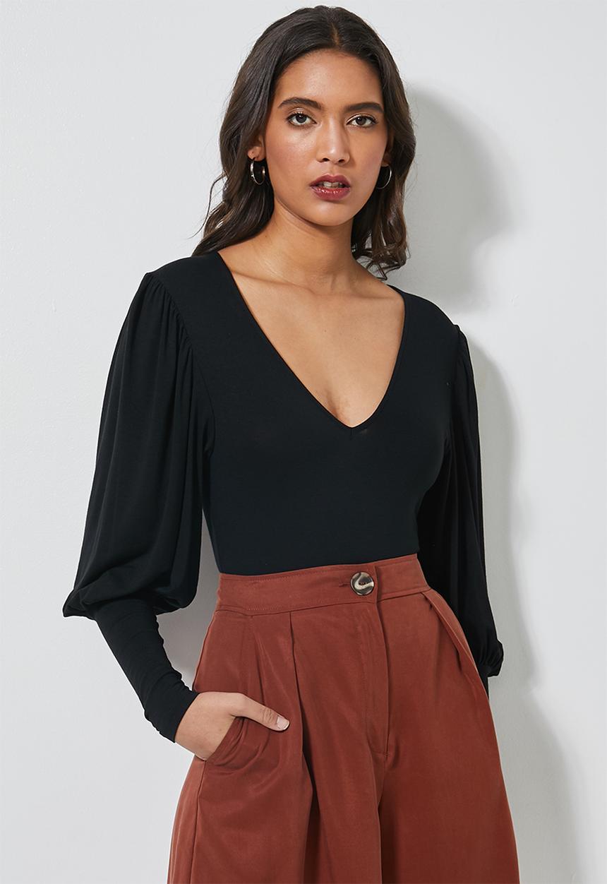 Superbalist - V-neck puff sleeve bodysuit - black