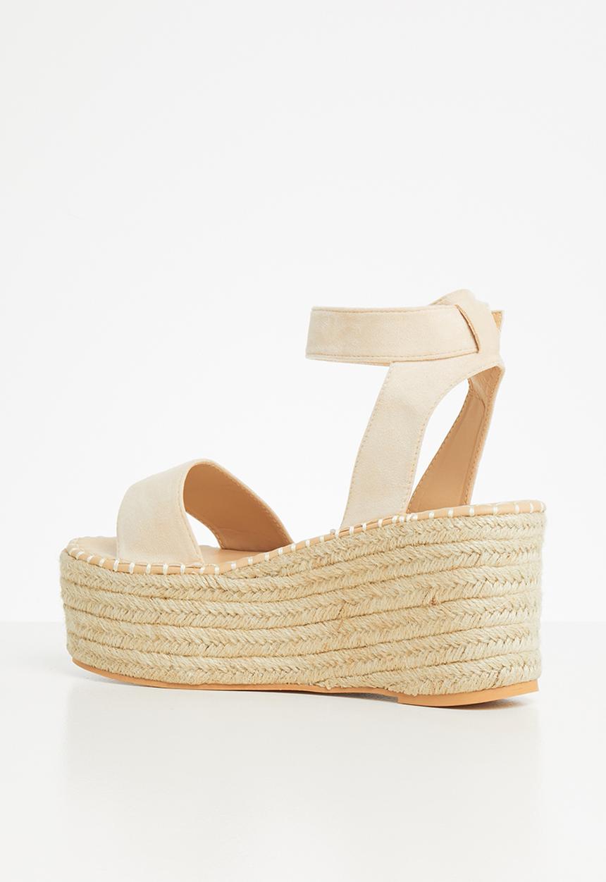 Public Desire - Saffy wedge heel - beige