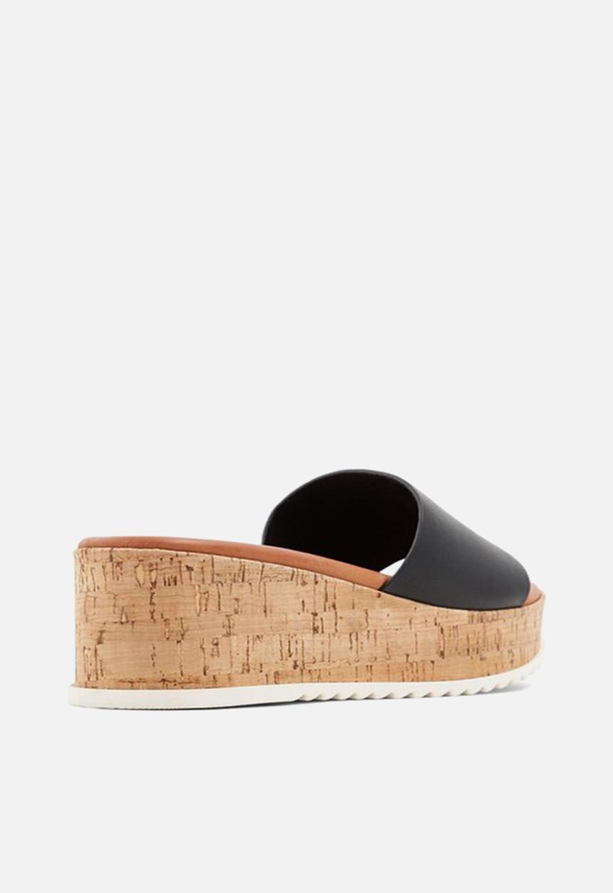 Call It Spring - Aylinn wedge - black