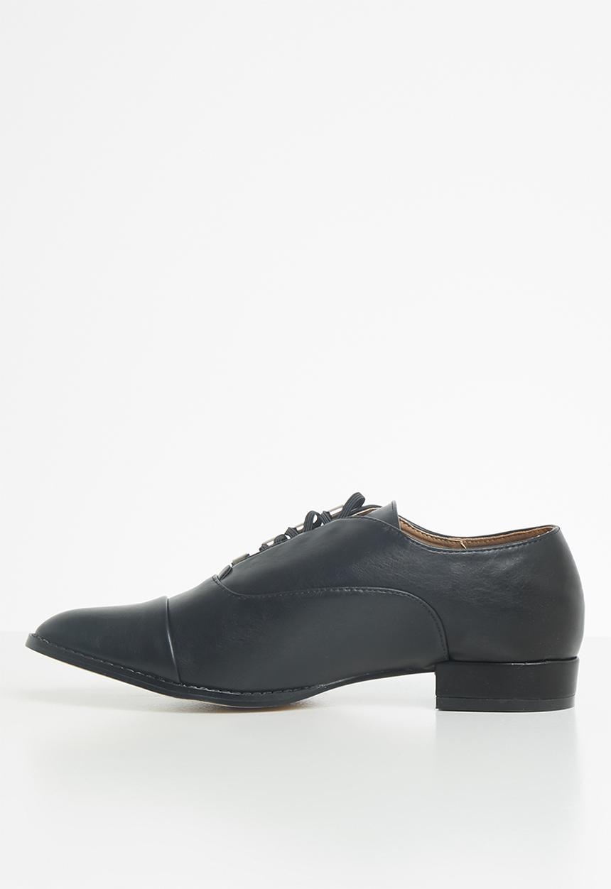 Miss Black - Maha brogue - black
