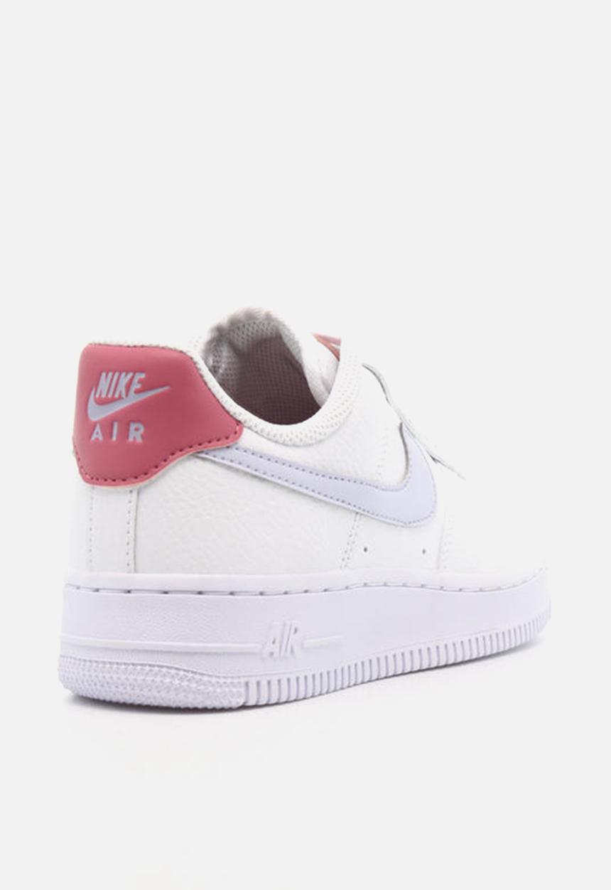 Nike - Air Force 1 '07 - white / ghost-desert berry-white