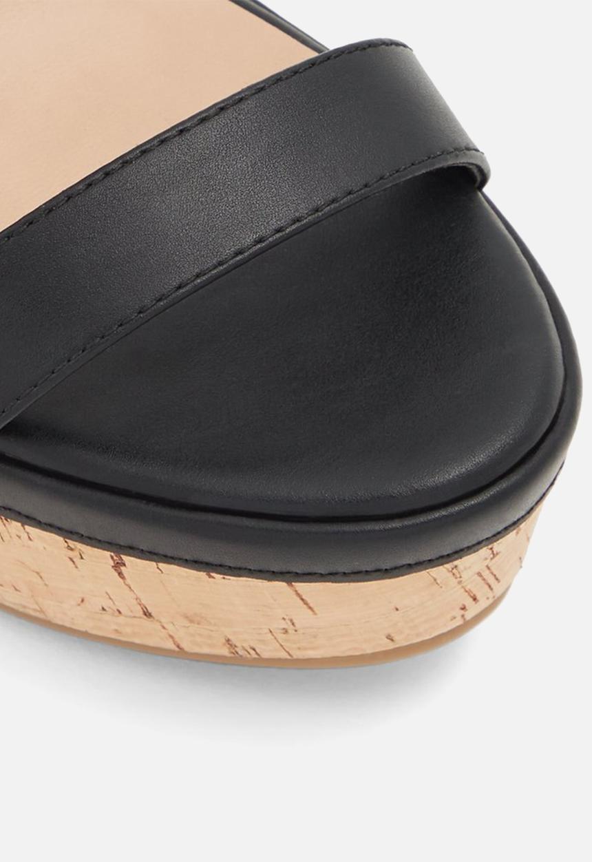 Call It Spring - Rayaa wedge - black