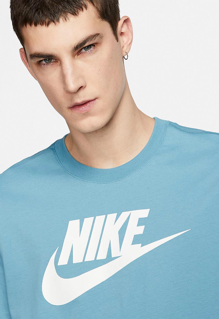 Nike - Nsw icon futura short sleeve tee - cerulean & white