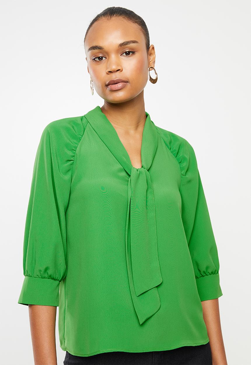 MILLA - Satin kitty bow blouse - green