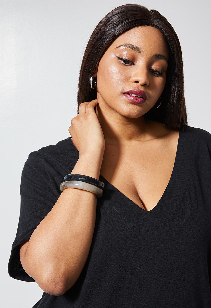 Superbalist - V-neck tiered midi dress - black