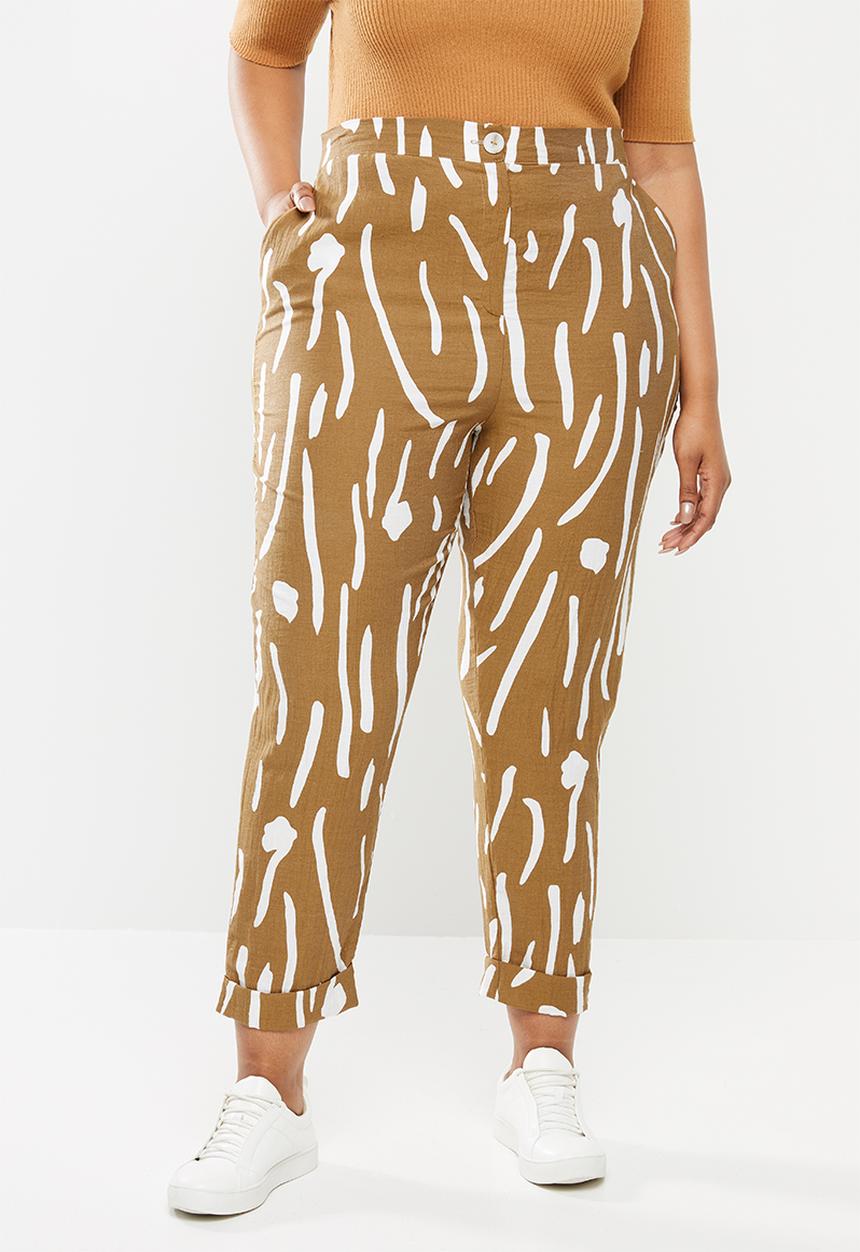Me&B - Plus size tapered leg pant - camel & milk
