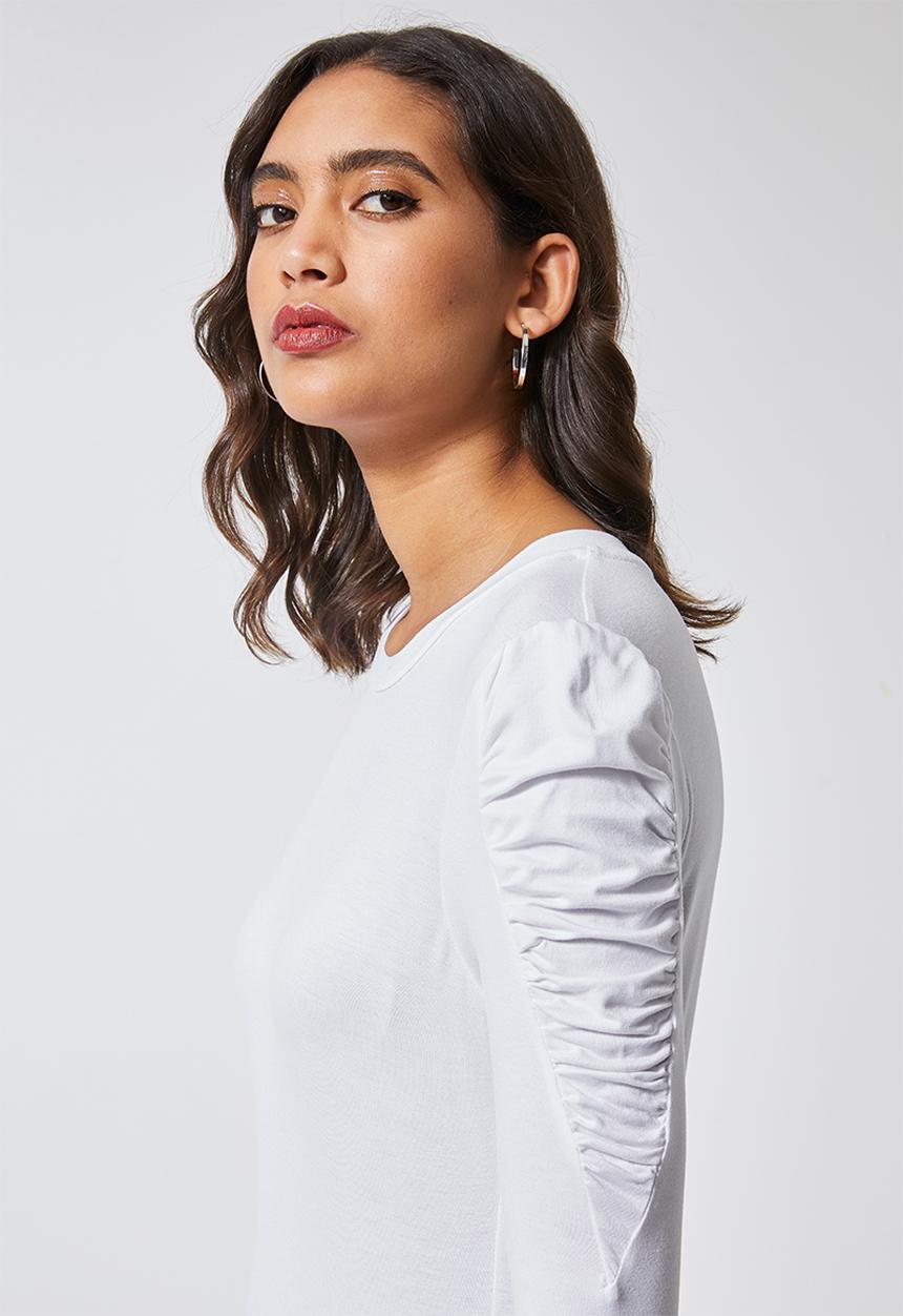 Superbalist - Gauged sleeve viscose top -  white