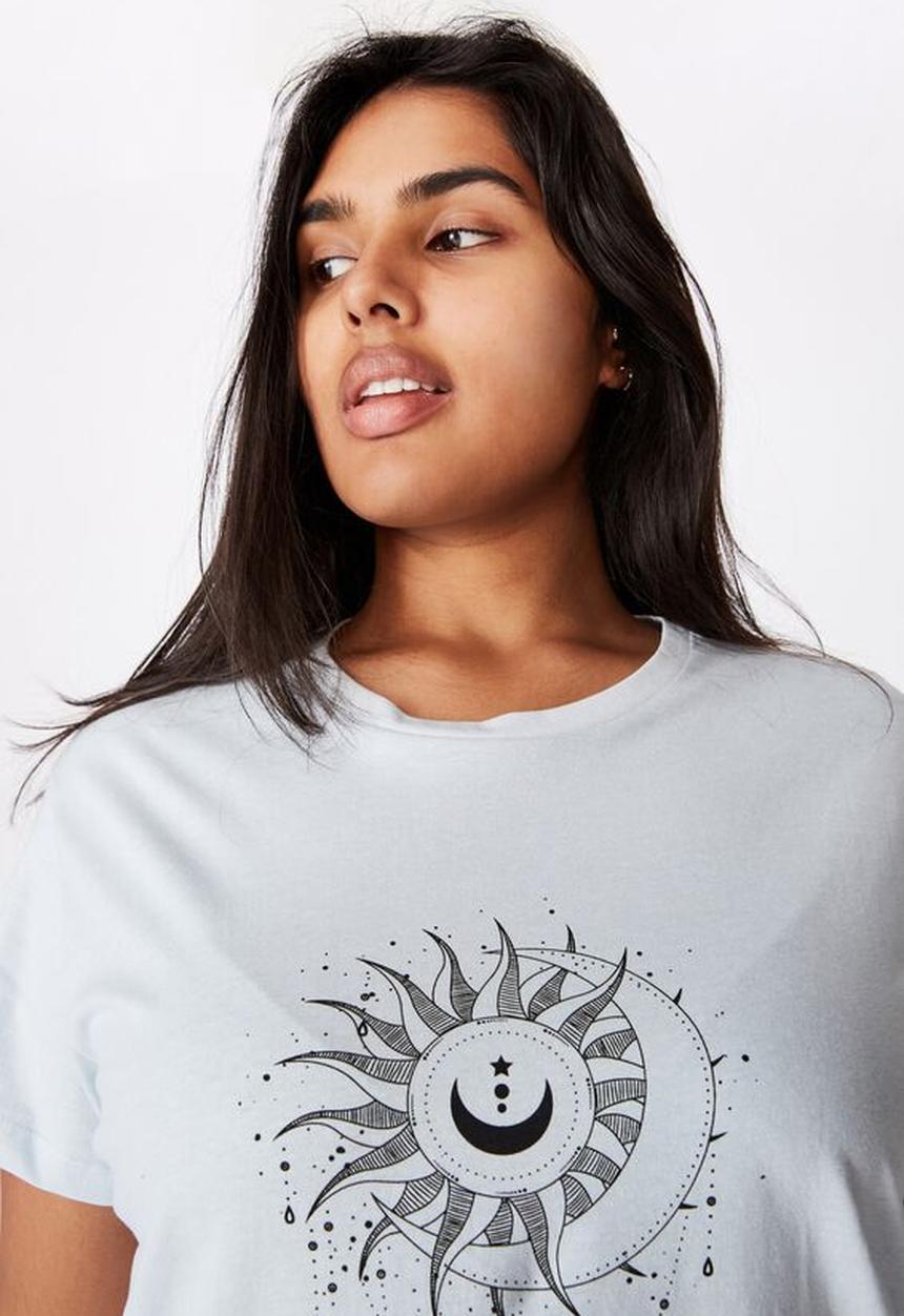 Cotton On - Curve graphic tee - celestial sunflower/plein air
