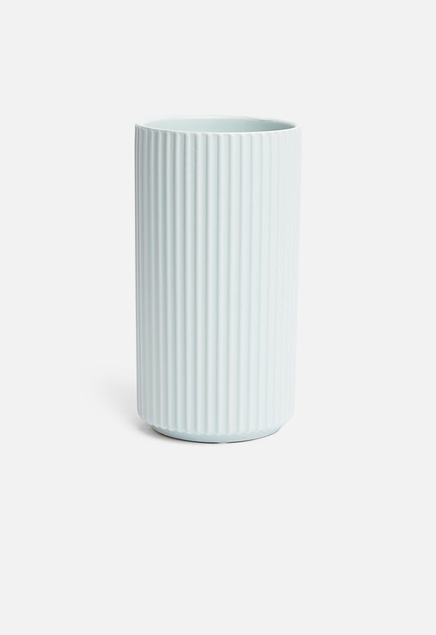 H&S - Ribbed vase - blue