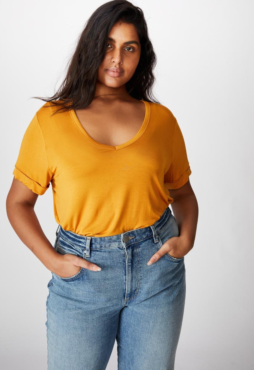 Cotton On - Curve Karly short sleeve tee - spruce yellow