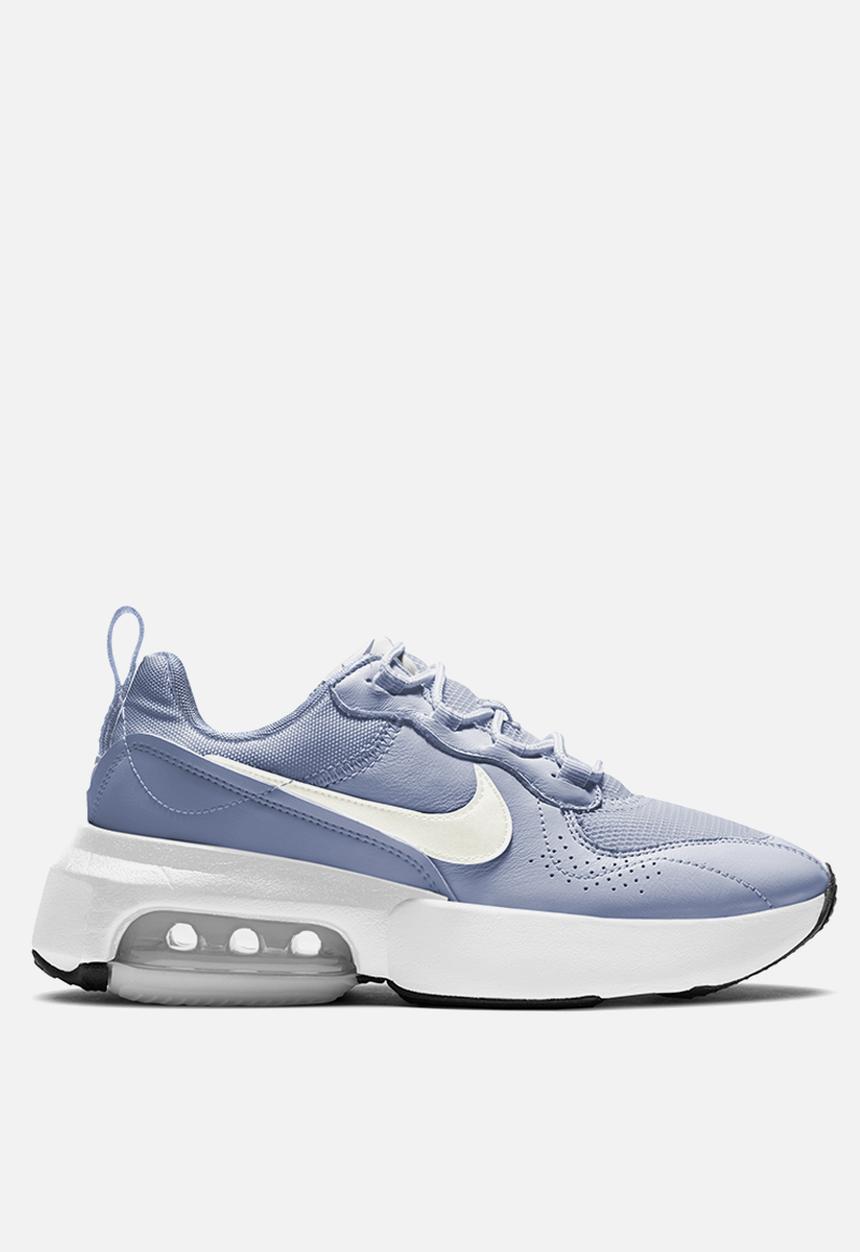 Nike - Air Max Verona - ghost / white-metallic silver-black