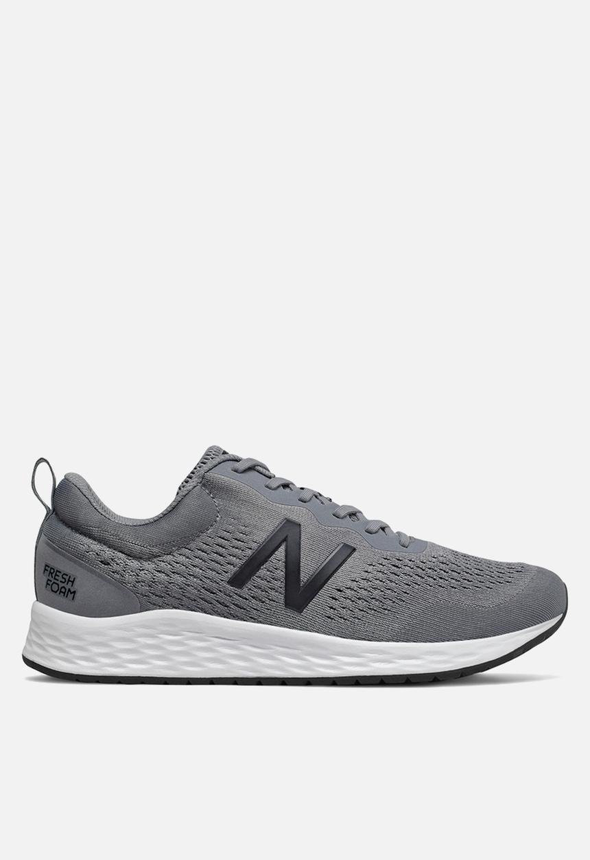 New Balance  - Fresh foam arishi v3 - grey