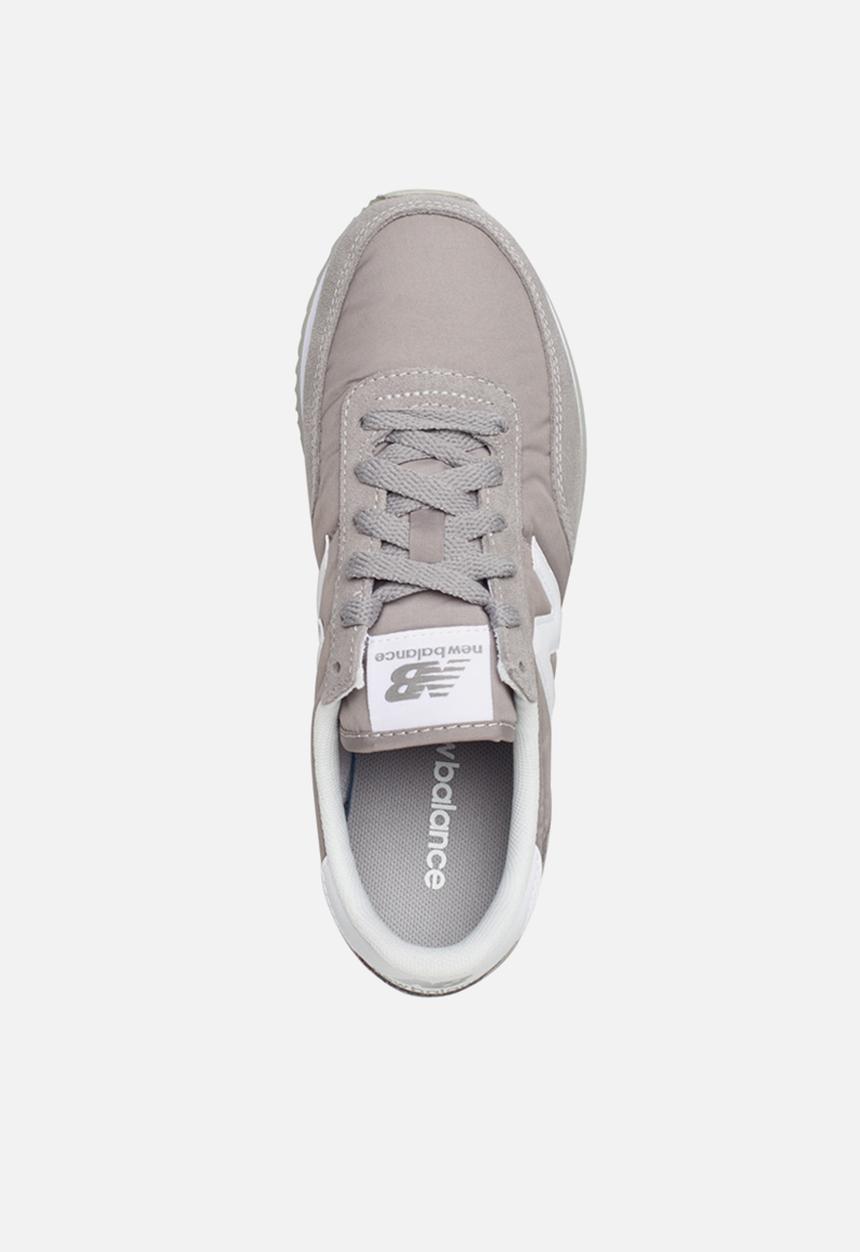 New Balance  - 720 Classic racer - grey/white