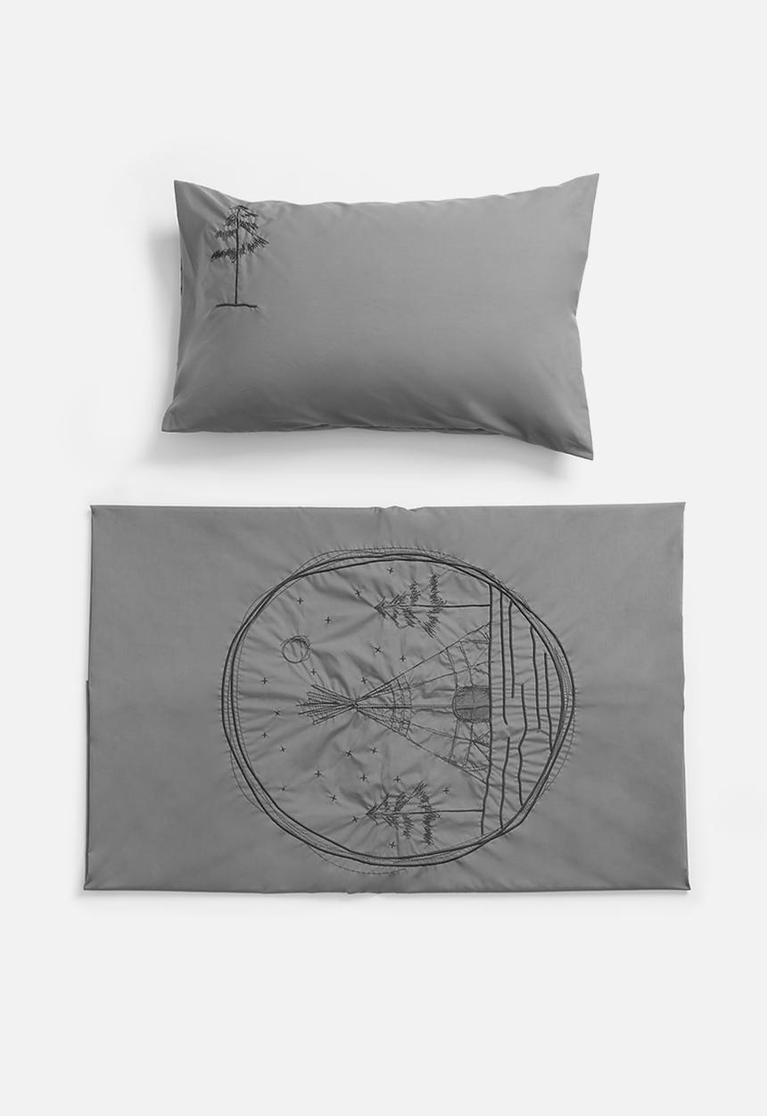 Sheraton Textiles - Night sky embroidered duvet cover set - grey