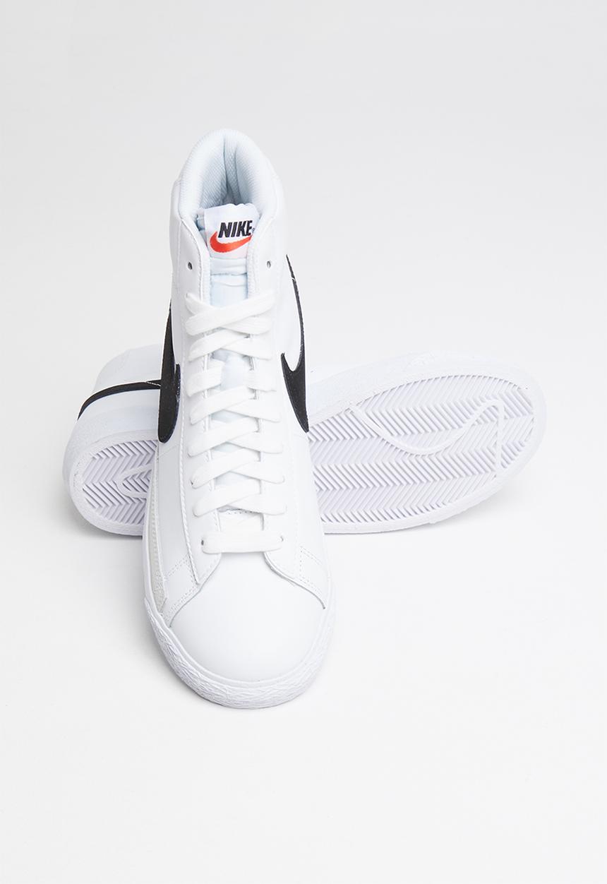 Nike - Nike blazer mid - white & black