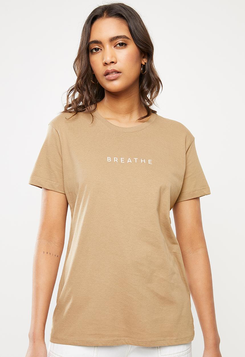Cotton On - Classic slogan T-shirt breathe - beige 