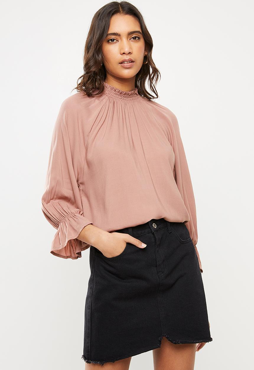 Cotton On - Lily shirred mock neck 3/4 frill sleeve blouse - burlwood