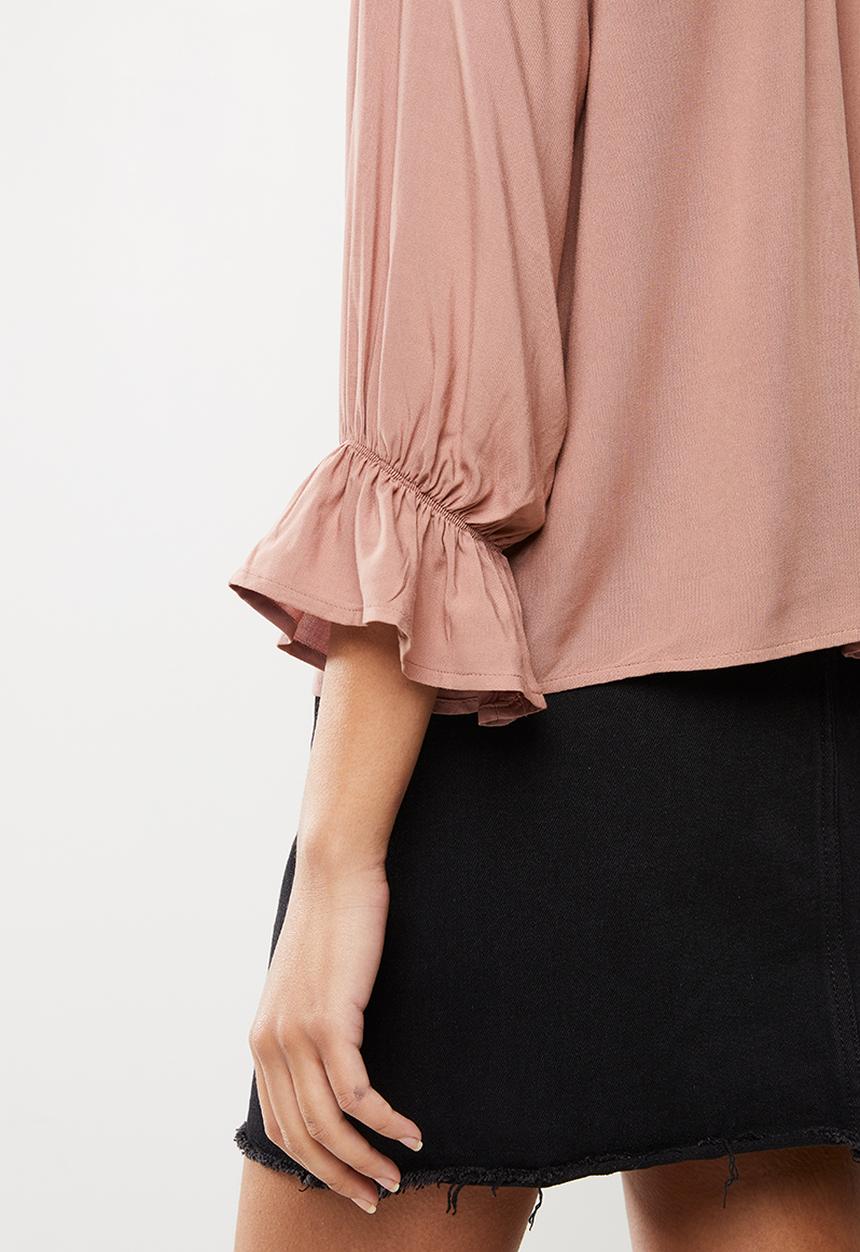 Cotton On - Lily shirred mock neck 3/4 frill sleeve blouse - burlwood
