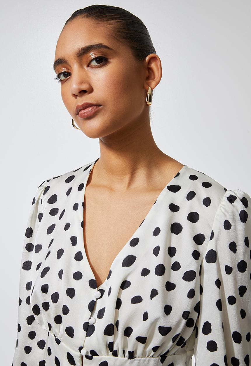 Superbalist - V-neck button down blouse - white
