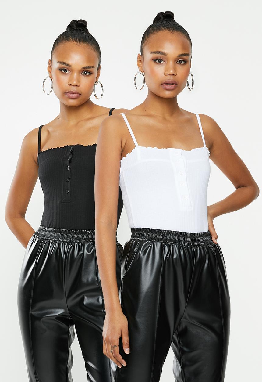 Missguided - 2 Pack ribbed lettuce edge bodysuit - black & white