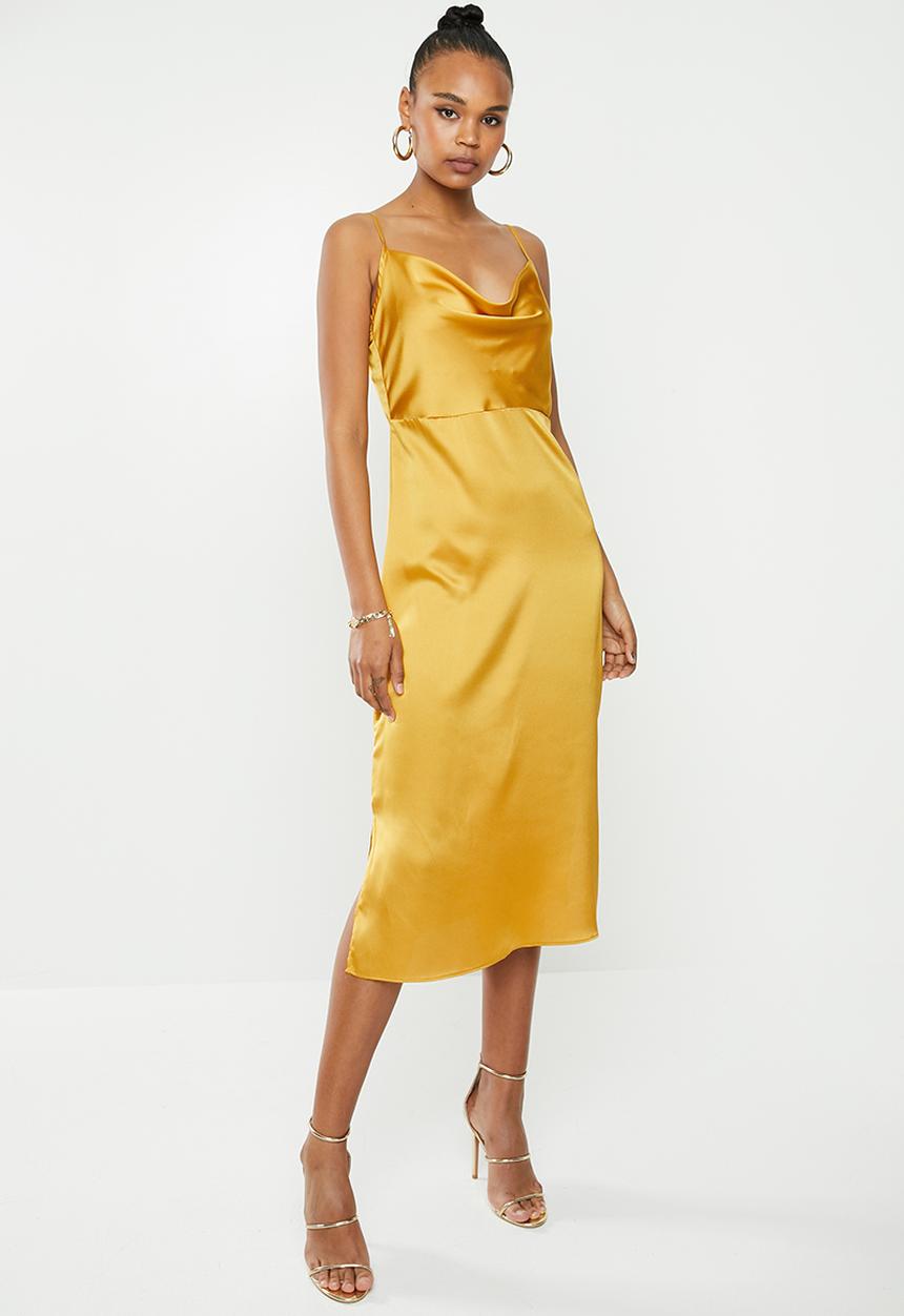 Missguided - Cowl cami slip midi dress satin - yellow