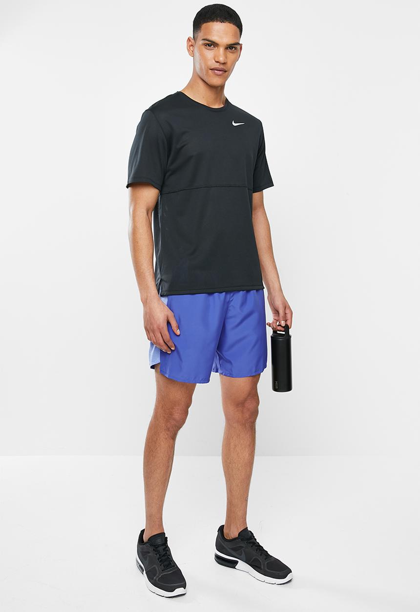 Nike - Nike challenger 7-inch shorts - blue 