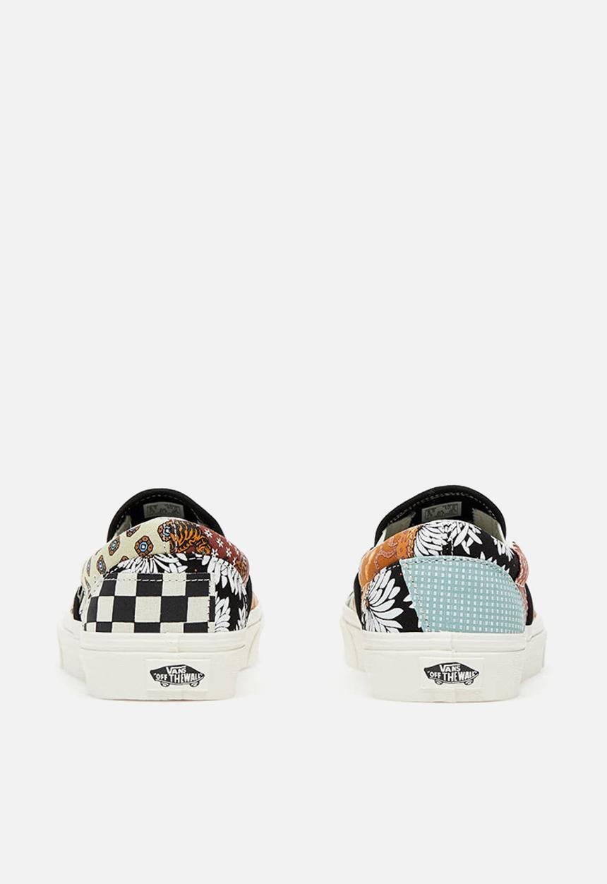 Vans - Classic slip-on - (tiger patchwork) black/true white