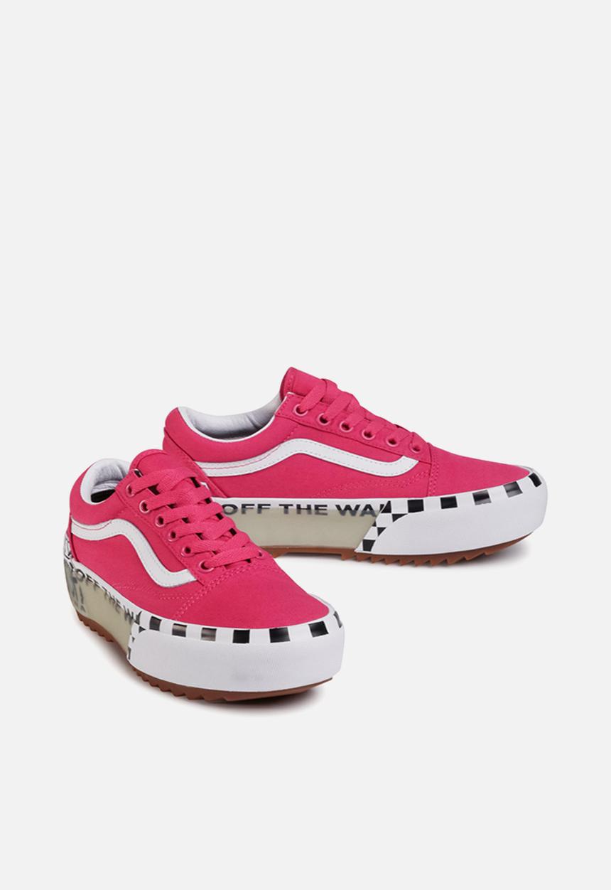 Vans - Ua old skool stacked - (logo stack) cabaret/true white