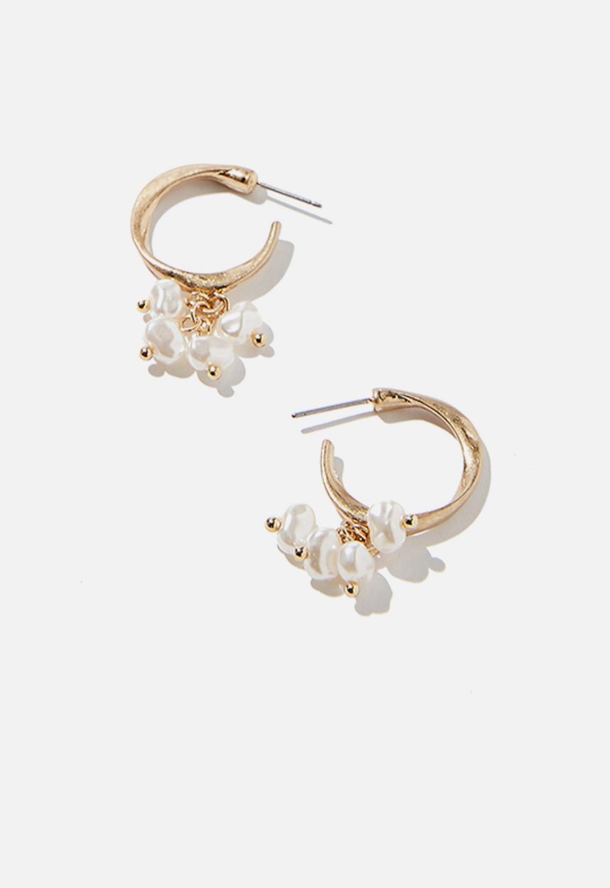 Rubi - Cluster pearl drop treasures hoops - gold & pearl