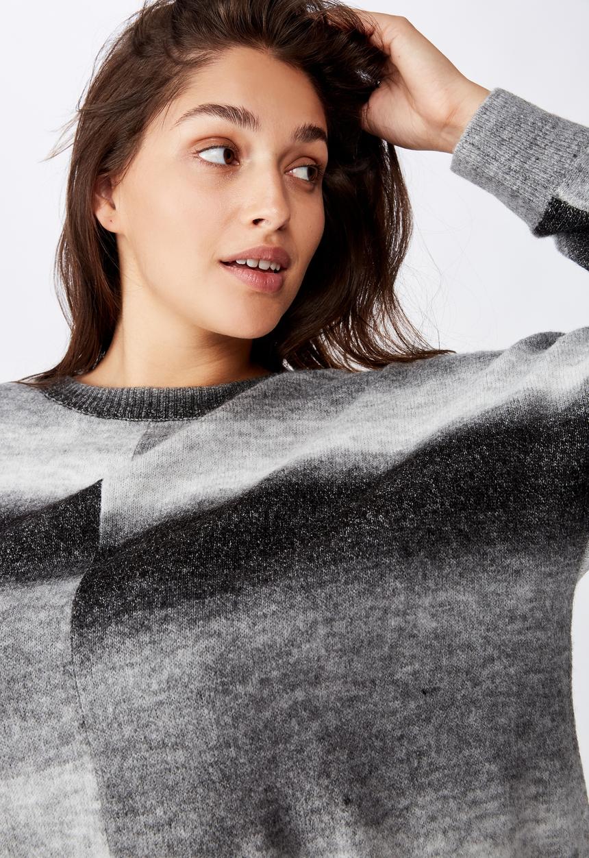 Cotton On - Curve Serena cropped batwing pullover - black ombre