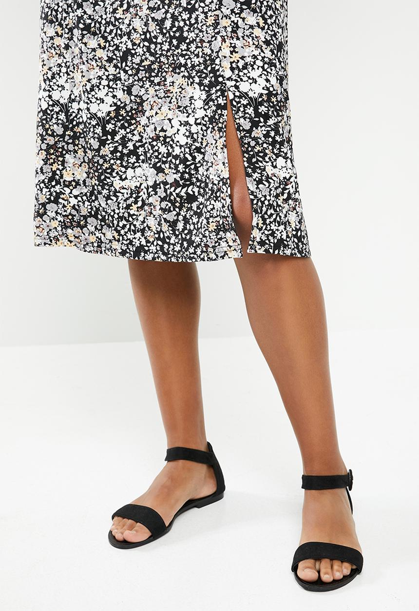 edit - Curved waist midi dress - black