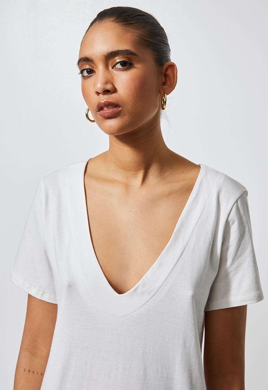 Superbalist - V-neck dress with tiered hem - milk
