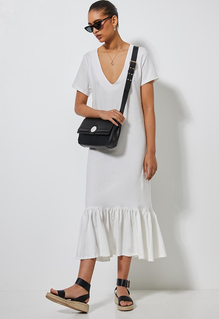 Superbalist - V-neck dress with tiered hem - milk