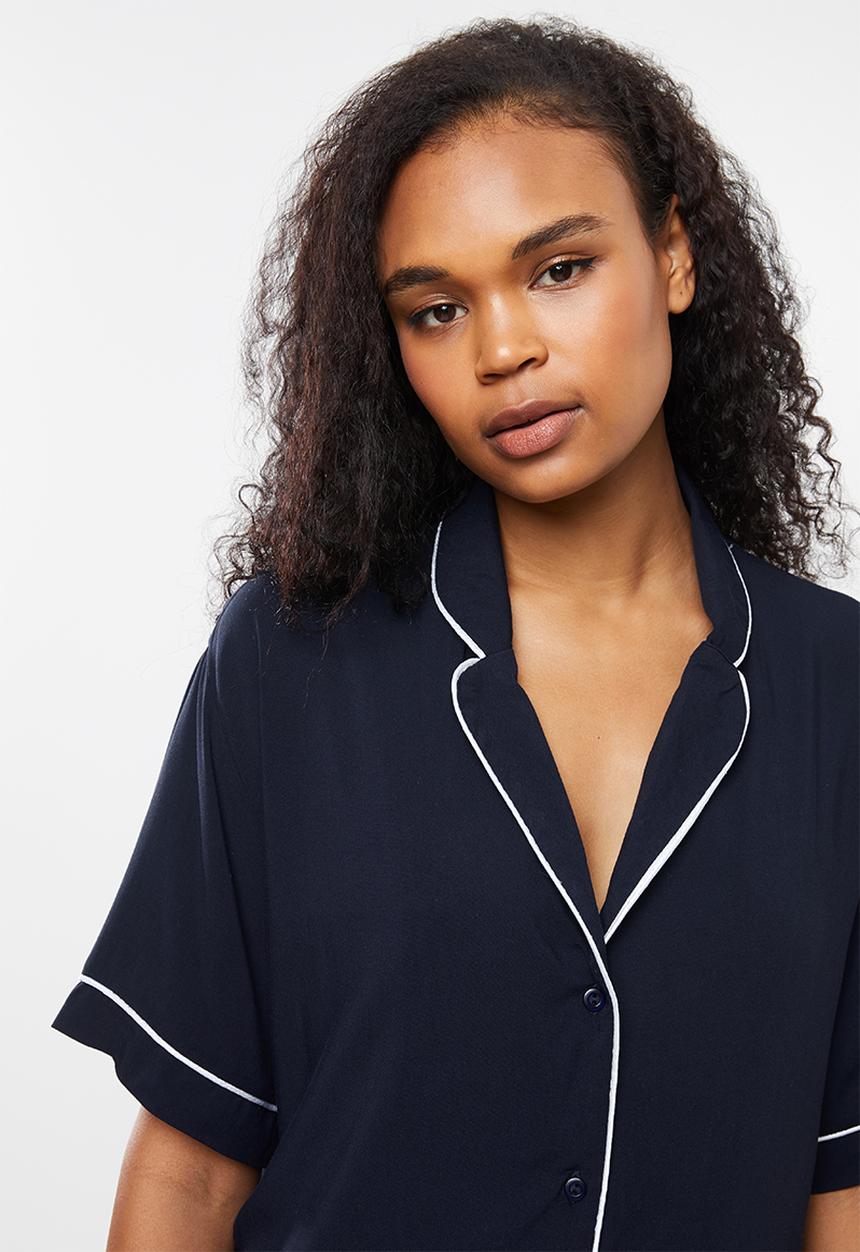 Superbalist - Sleep shirt & shorts set - navy and white