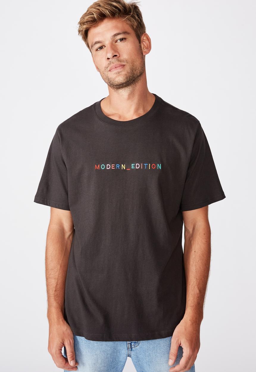 Cotton On - Tbar text T-shirt - washed black