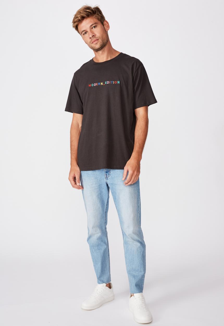 Cotton On - Tbar text T-shirt - washed black