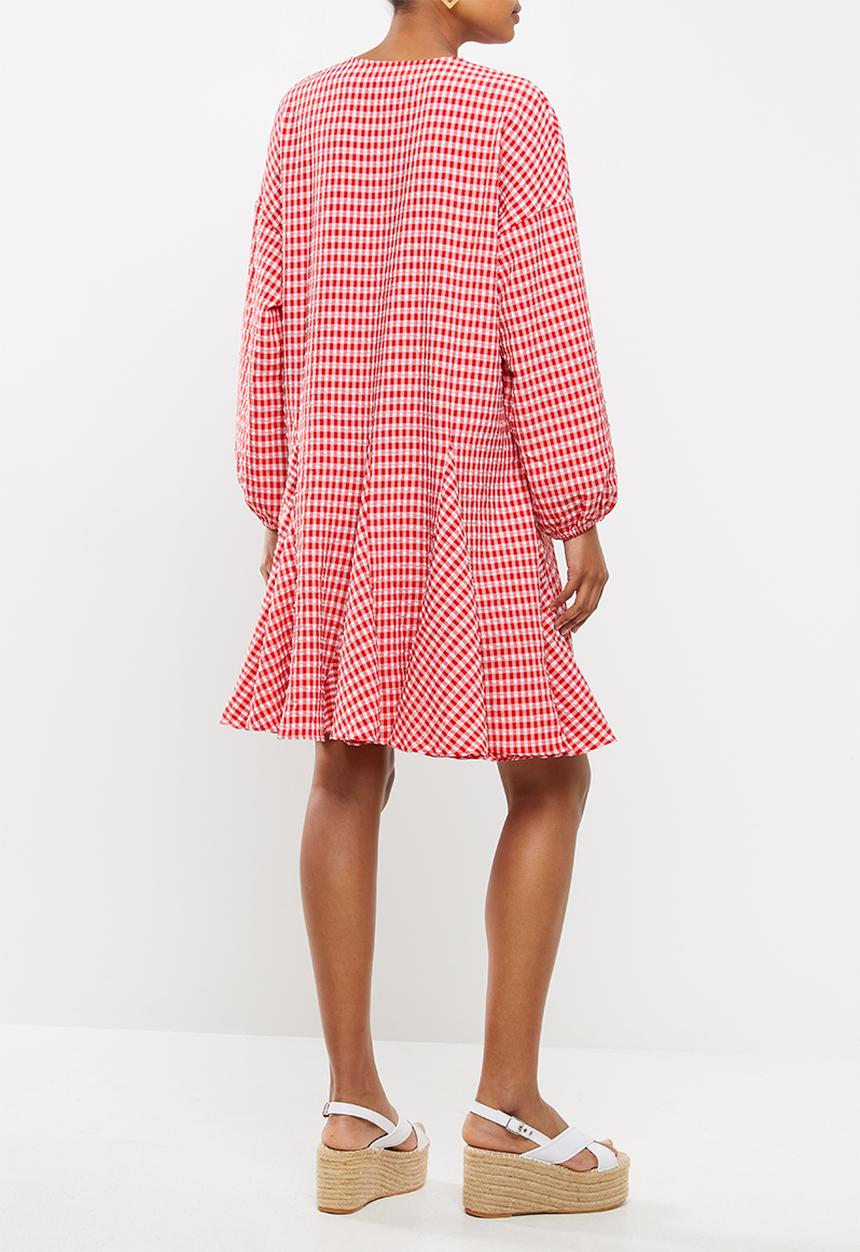 Glamorous - Maternity gingham swing dress with front tie - pink & red